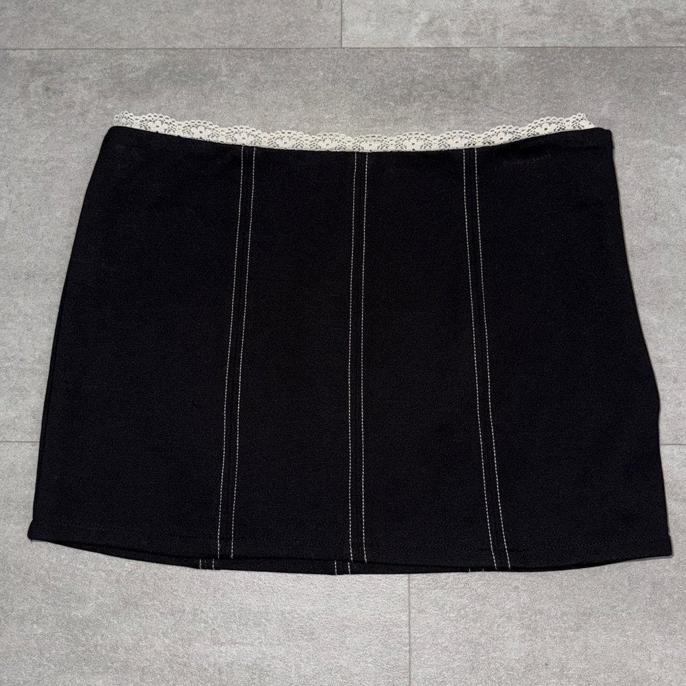 Forever 21 Black Mini Skirt
